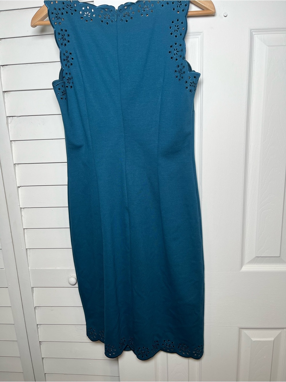 NWT Talbots Teal Blue Scallop Neckline Eyelet Sheath Dress - Size 4 - Picture 6 of 17
